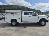 Thumbnail of 2018 Oxford White Ford F-250