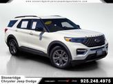 Photo of 2022 Star White Ford Explorer