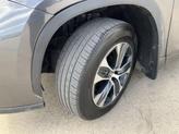 Thumbnail of 2024 Magnetic Gray Metallic Toyota Highlander