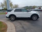 Thumbnail of 2025 Oxford White Ford Explorer