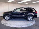 Thumbnail of 2017 Diamond Black Crystal Pearlcoat Jeep Grand Cherokee