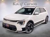 Photo of 2025 SNOWWHITE Kia Niro EV