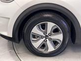 Thumbnail of 2019 Snow White Pearl Kia Niro