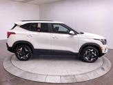 Thumbnail of 2025 SNOWWHITE Kia Seltos