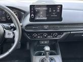 Thumbnail of 2026 Platinum White Honda HR-V