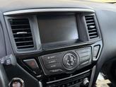 Thumbnail of 2018 Brilliant Silver Nissan Pathfinder