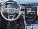 Thumbnail of 2024 Diamond Black Crystal Pearlcoat Jeep Grand Cherokee L