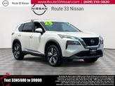 Photo of 2023 Pearl White Tricoat Nissan Rogue