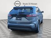 Thumbnail of 2024 Iconic Silver Metallic Ford Edge