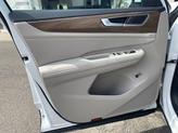 Thumbnail of 2025 Pure White Volkswagen Atlas