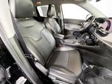 Thumbnail of 2022 Diamond Black Crystal Pearlcoat Jeep Compass