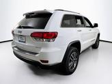 Thumbnail of 2022 Bright White Clearcoat Jeep Grand Cherokee