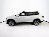 Thumbnail of 2022 Pure White Volkswagen Atlas