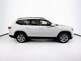 Thumbnail of 2022 Pure White Volkswagen Atlas
