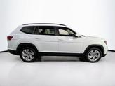 Thumbnail of 2022 Pure White Volkswagen Atlas