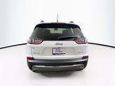 Thumbnail of 2022 Bright White Clearcoat Jeep Cherokee