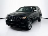 Photo of 2022 Diamond Black Crystal Pearlcoat Jeep Grand Cherokee