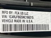 Thumbnail of 2022 Diamond Black Crystal Pearlcoat Jeep Grand Cherokee