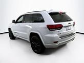 Thumbnail of 2022 Bright White Clearcoat Jeep Grand Cherokee