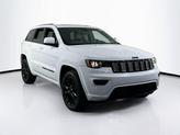 Thumbnail of 2022 Bright White Clearcoat Jeep Grand Cherokee