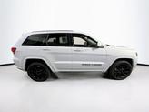 Thumbnail of 2022 Bright White Clearcoat Jeep Grand Cherokee