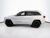 Thumbnail of 2022 Bright White Clearcoat Jeep Grand Cherokee