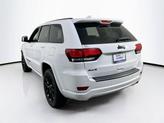 Thumbnail of 2022 Bright White Clearcoat Jeep Grand Cherokee