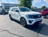 Thumbnail of 2021 White Ford Expedition