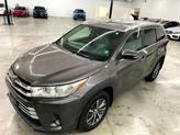 Thumbnail of 2017 Predawn Gray Mica Toyota Highlander