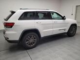 Thumbnail of 2017 Bright White Clearcoat Jeep Grand Cherokee