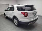 Thumbnail of 2017 White Ford Explorer