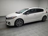 Thumbnail of 2018 Snow White Pearl Kia Forte