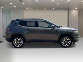 Thumbnail of 2019 Granite Crystal Clearcoat Metallic Jeep Compass