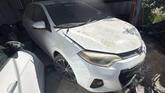 Thumbnail of 2016 Super White Toyota Corolla