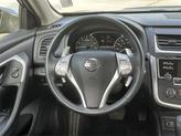 Thumbnail of 2016 Super Black Nissan Altima