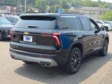 Thumbnail of 2026 Mosaic Black Metallic Chevrolet Traverse