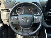 Thumbnail of 2024 Celestial Silver Metallic Toyota Highlander