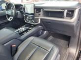 Thumbnail of 2022 Agate Black Metallic Ford Expedition