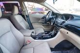 Thumbnail of 2016 White Orchid Pearl Honda Accord