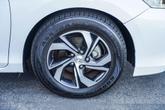 Thumbnail of 2016 White Orchid Pearl Honda Accord