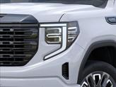 Thumbnail of 2026 Glacier White Tricoat GMC Sierra 1500