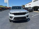 Thumbnail of 2025 Silver Zynith Jeep Grand Cherokee