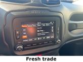 Thumbnail of 2017 Hypergreen Clearcoat Jeep Renegade