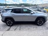 Thumbnail of 2025 SILVER Chevrolet Equinox