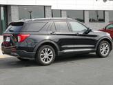 Thumbnail of 2022 Agate Black Metallic Ford Explorer