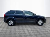 Thumbnail of 2011 Blackberry Pearlcoat Dodge Journey