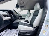 Thumbnail of 2025 White Diamond Mitsubishi Outlander