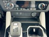 Thumbnail of 2025 White Diamond Mitsubishi Outlander