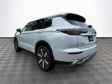 Thumbnail of 2025 White Diamond Mitsubishi Outlander