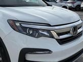 Thumbnail of 2022 Platinum White Pearl Honda Pilot